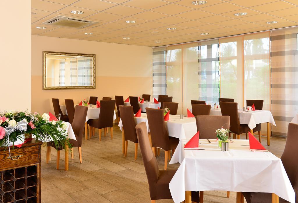 Michel Hotel Frankfurt Airport Rüsselsheim Exteriör bild