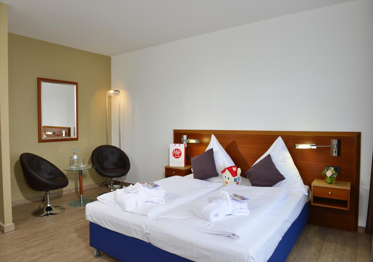 Michel Hotel Frankfurt Airport Rüsselsheim Exteriör bild