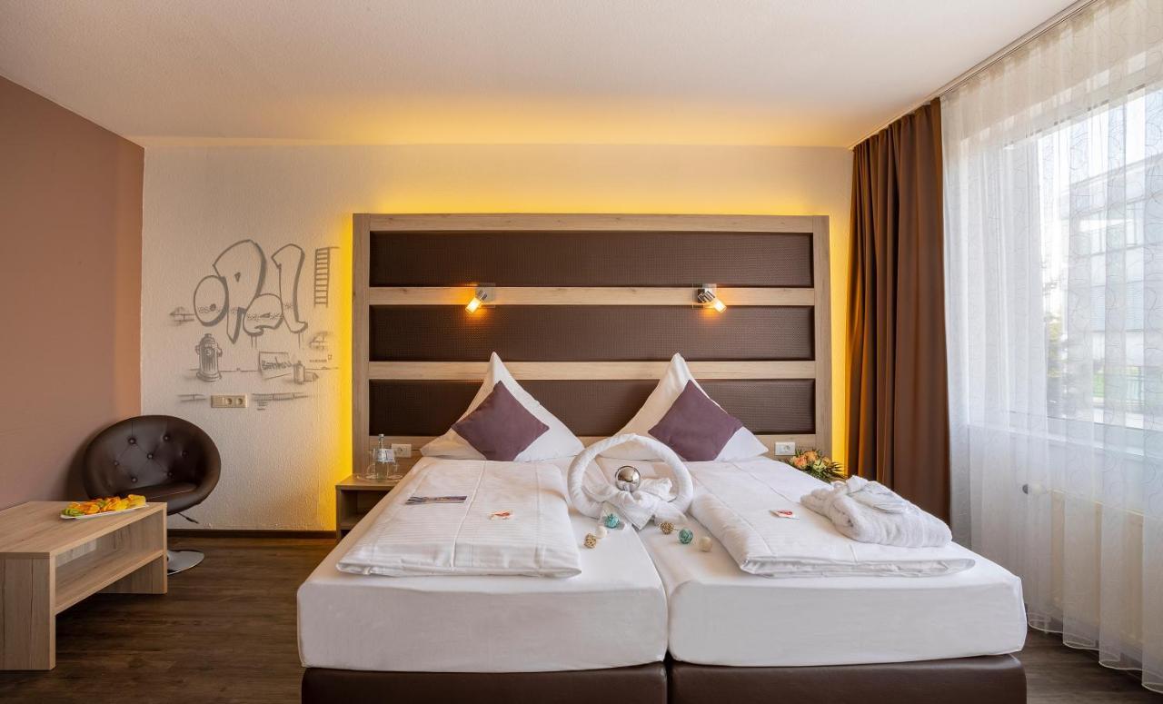 Michel Hotel Frankfurt Airport Rüsselsheim Exteriör bild
